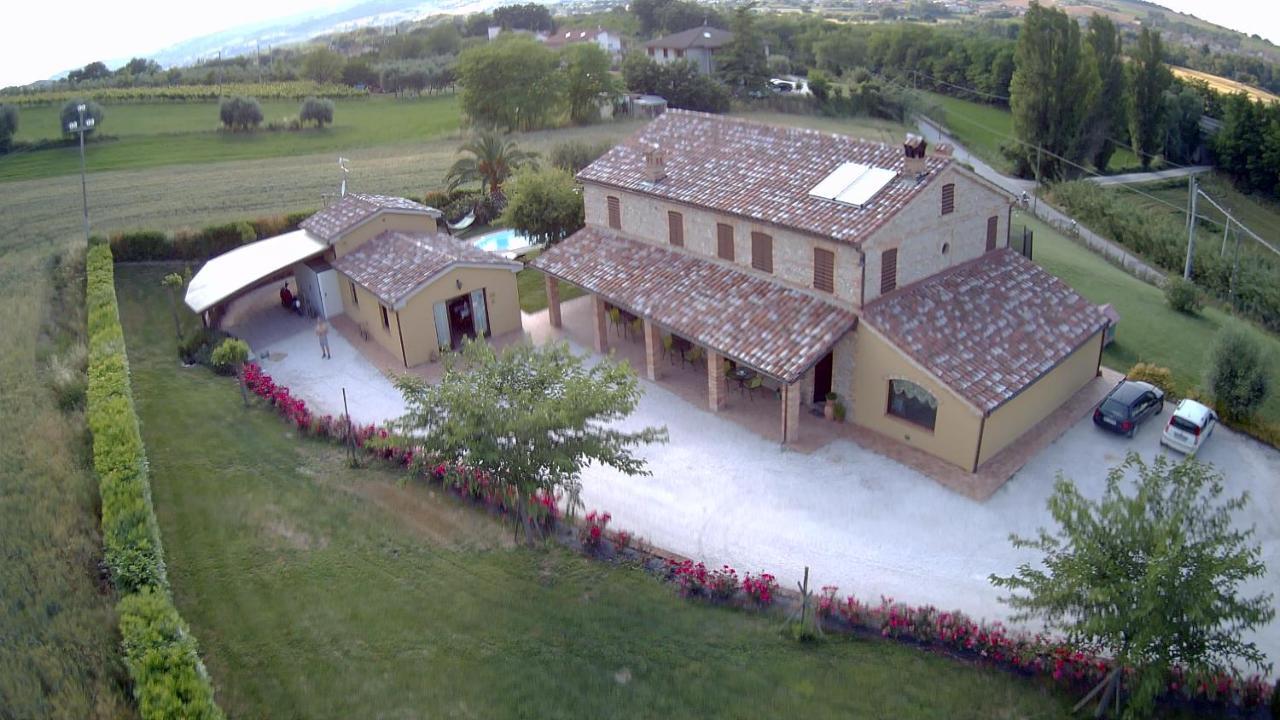 Agriturismo La Vecchia Fonte Castelbellino Εξωτερικό φωτογραφία