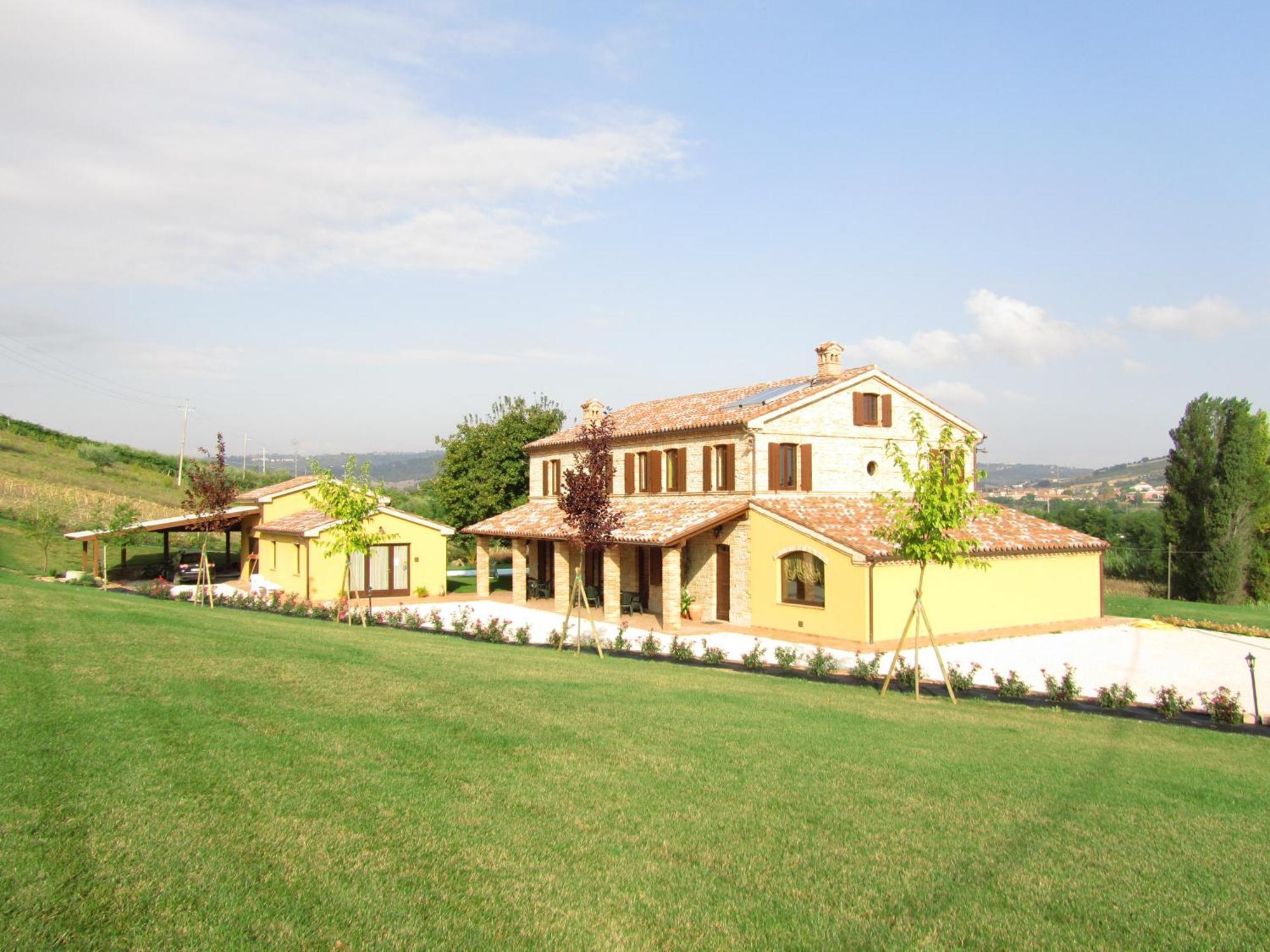 Agriturismo La Vecchia Fonte Castelbellino Εξωτερικό φωτογραφία