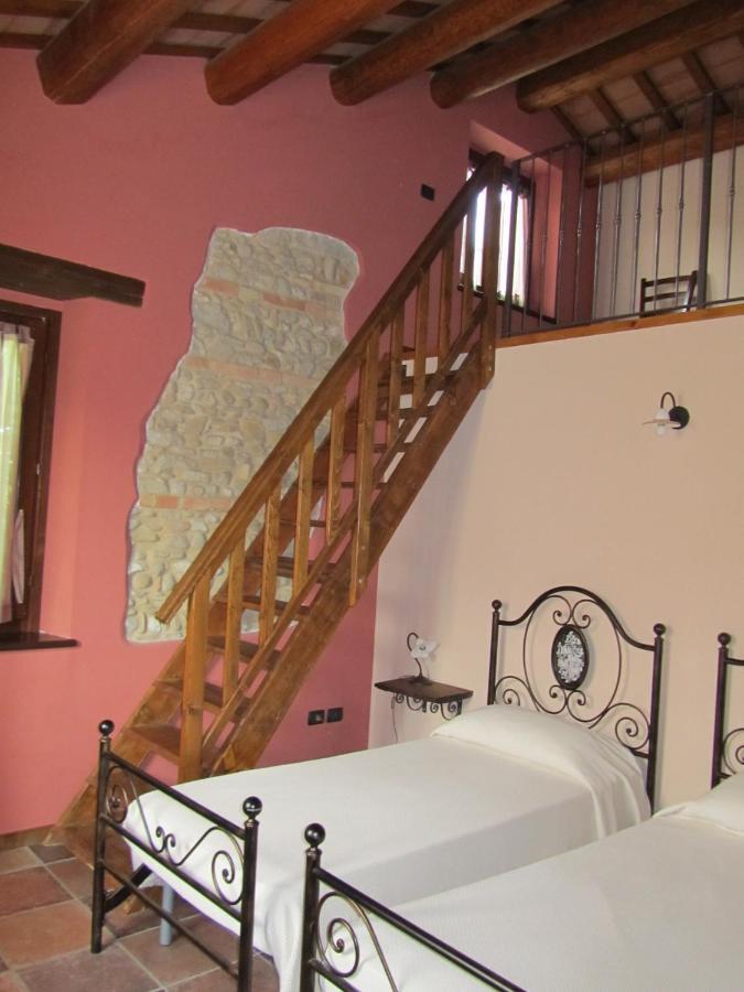 Agriturismo La Vecchia Fonte Castelbellino Δωμάτιο φωτογραφία